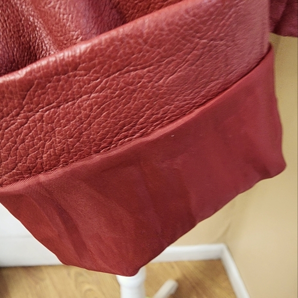 CIGNO NERO Ladies Leather Jacket SIZE 40 Fitted Zip Crop Jacket.Like new - Picture 4 of 11